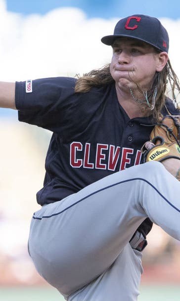 Clevinger's return spoiled by Rangers, Indians fall 7-2